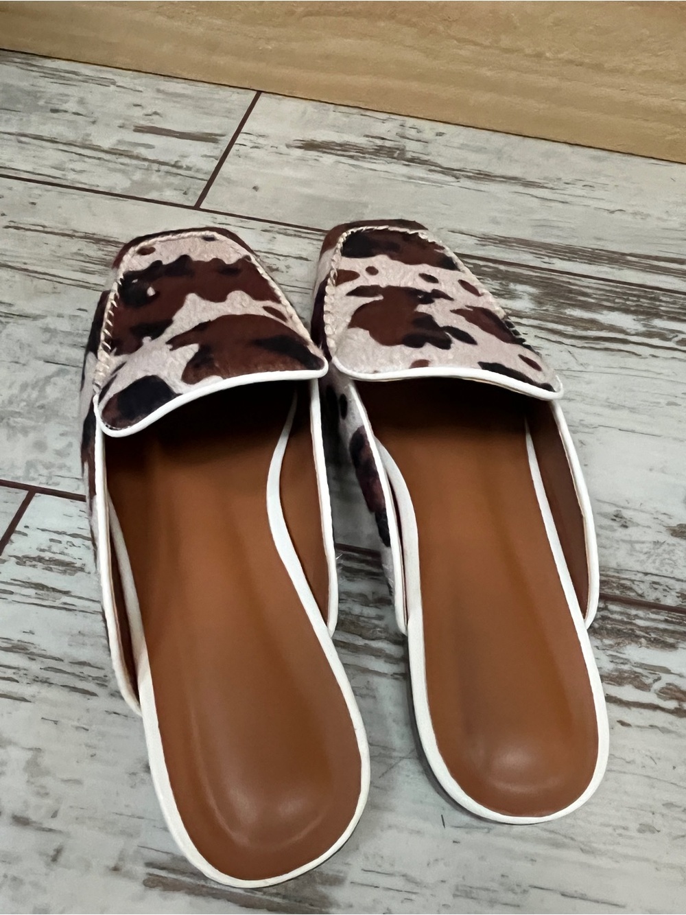 Cow Print Hair Calf Leather Square Toe Mules Womens 8 Low Heel Slip On Slides - Picture 9 of 16